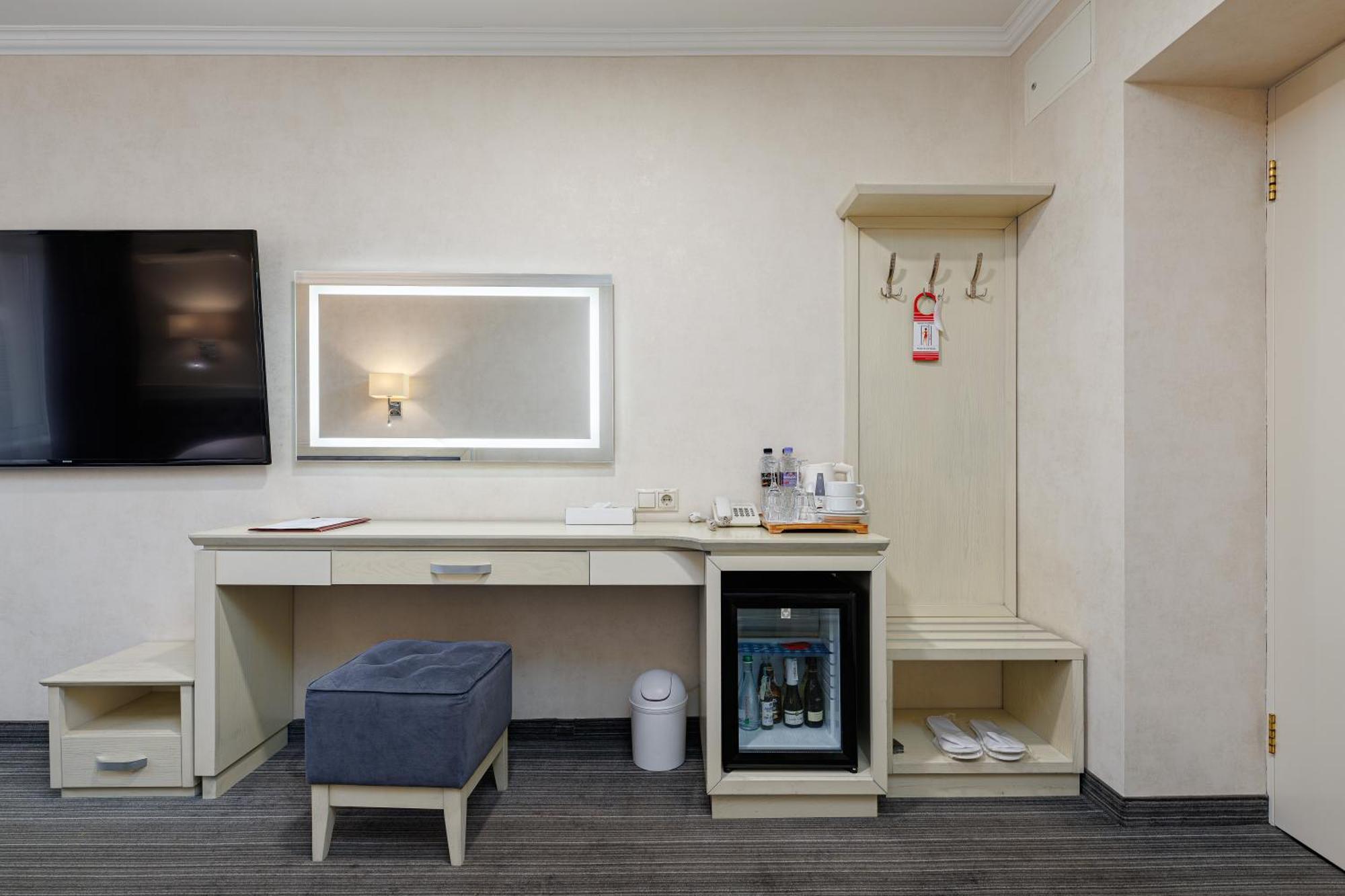 Eurohotel Lviv Quarto foto